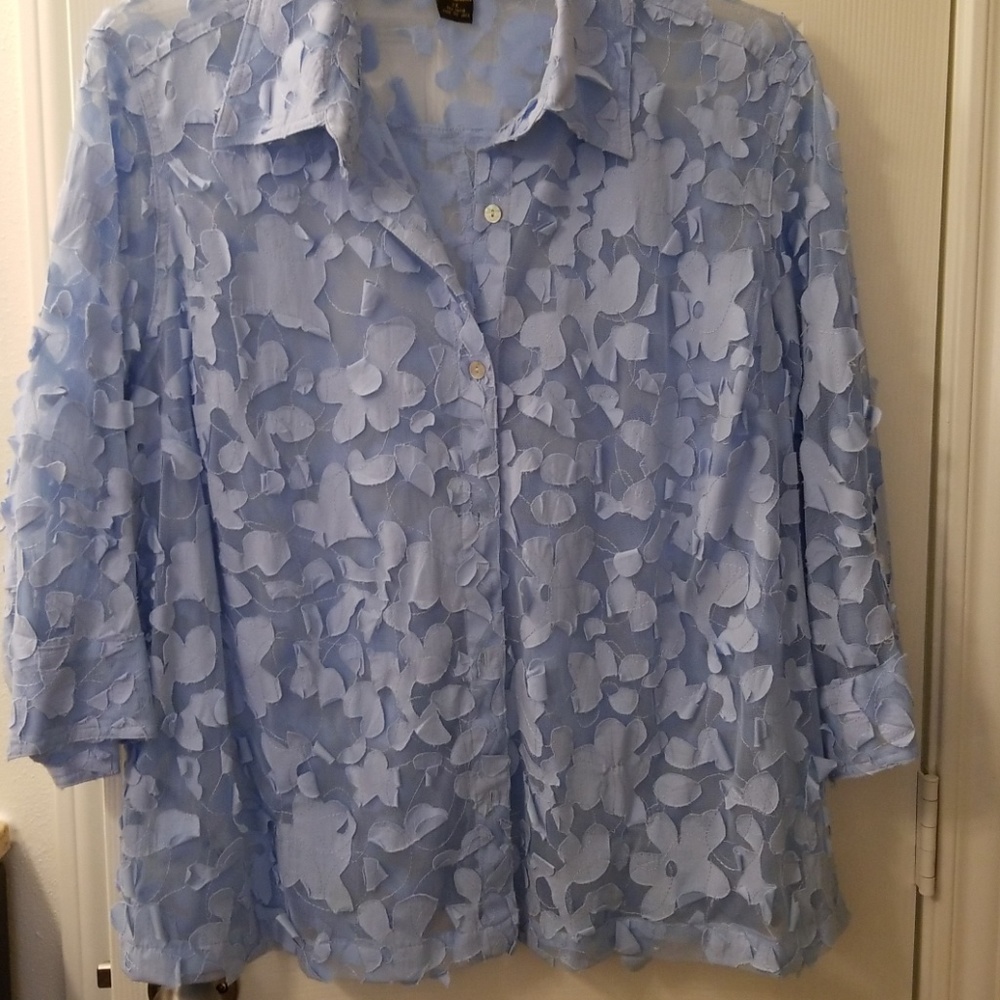 Marisol blouse,size 2X, powder blue. Closeout